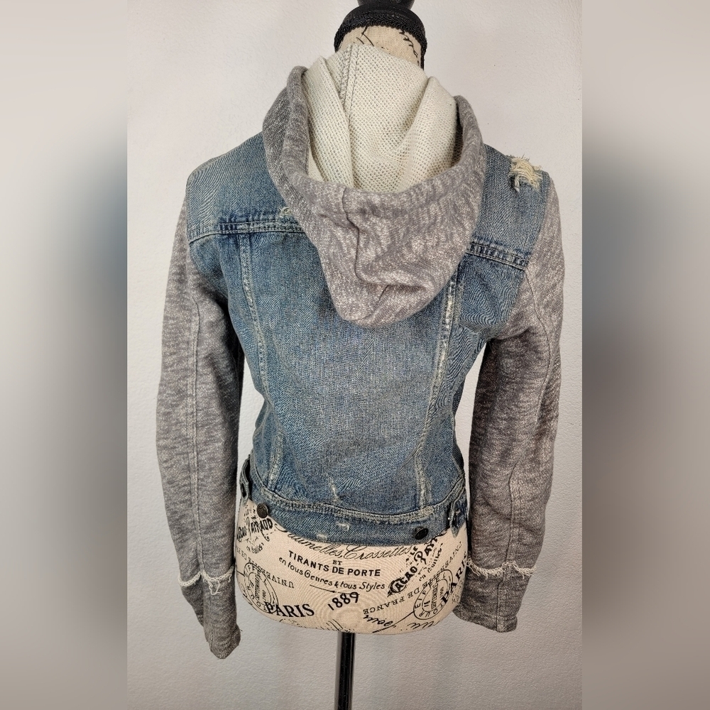 Free People XS Denim Jacket Hooded Gray Sweater Sleeves Blue - Picture 6 of 9